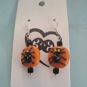 Handmade halloween earrings spiders